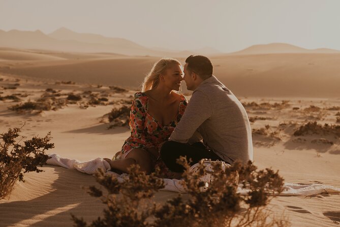 Private couple shooting - Corralejo Fuerteventura - Why the private format matters