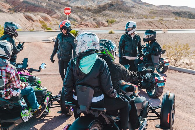 Private Guided Red Rock Canyon Tour for Couples on a CanAm Trike - Seven Magic Mountains and the Las Vegas sign