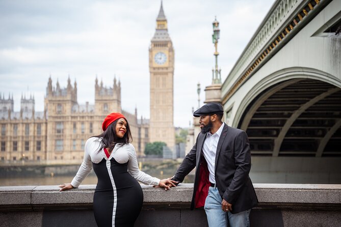 Private landmarks photoshoot for families and couples - The photographer makes the difference