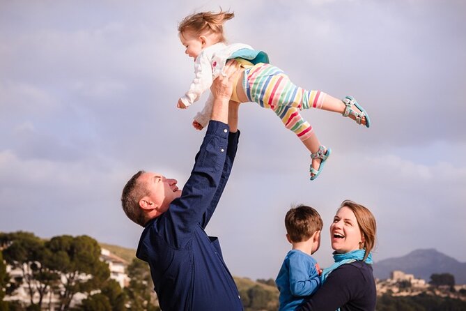 Private Mallorca Photoshoot - Palma & North Beaches options - A photographer who helps you relax