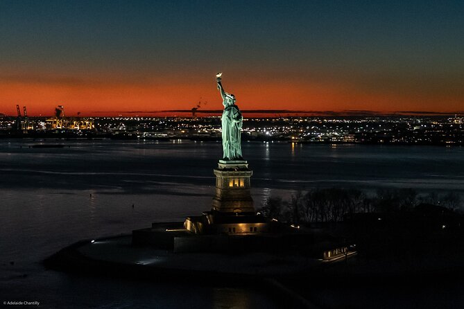 Private New York City Helicopter Tour for Couples from Westchester - Who should choose this private flight