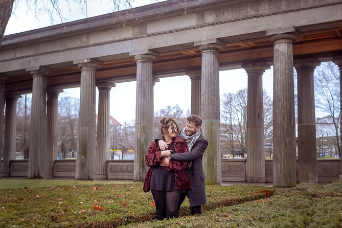 Romantic Couple Photoshoot in the Heart of Berlin - Key points at a glance