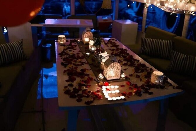 Romantic Dinner Cruise in Cairo Nile for Couples (Luxury) - A private evening instead of a shared group tour