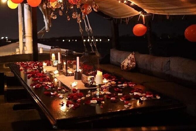 Romantic Dinner Cruise in Cairo Nile for Couples (Luxury) - What the two-hour Nile cruise actually offers