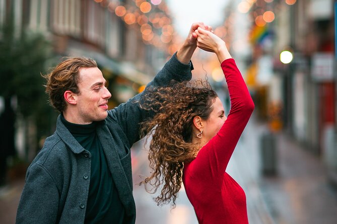 Romantic Photoshoot Experience for Couples in Amsterdam - What the photographers add to the experience