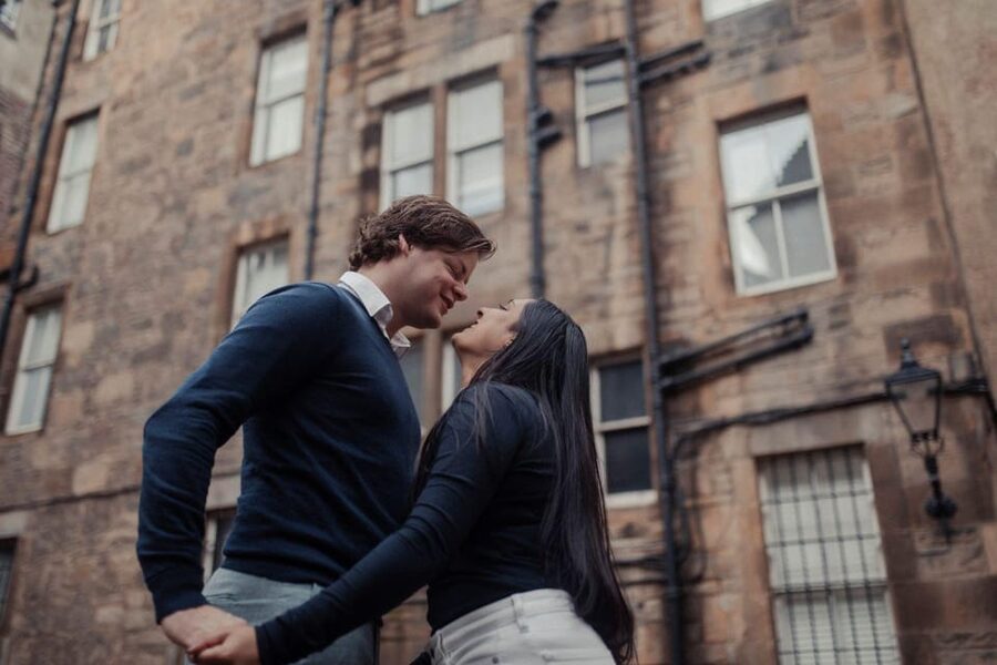 Romantic Photoshoot Experience for Couples in Edinburgh - Is $68 good value for a private session?
