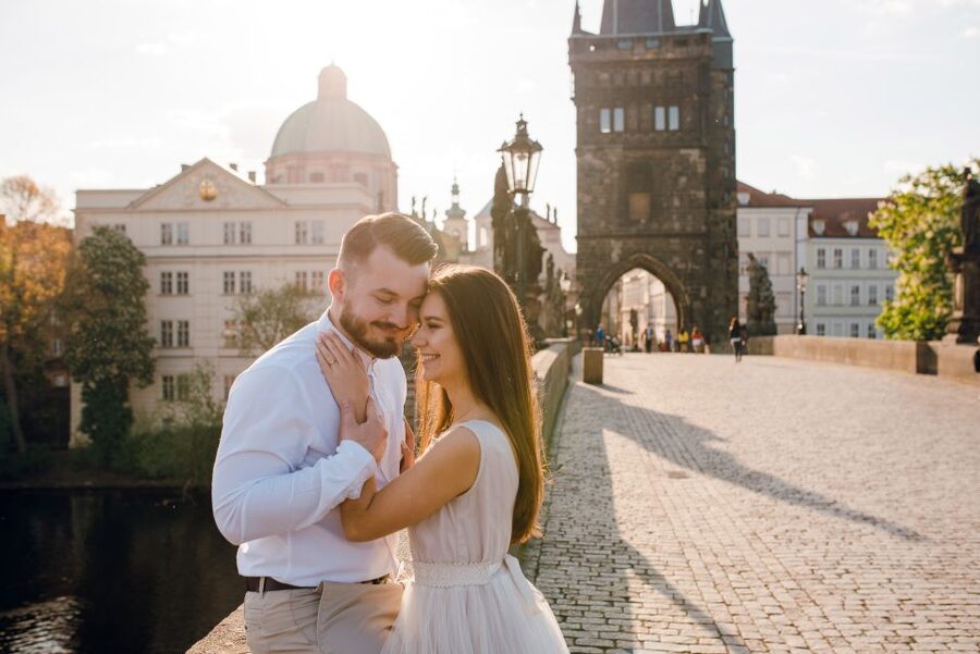 Romantic Photoshoot Experience for Couples in Prague - Key details at a glance