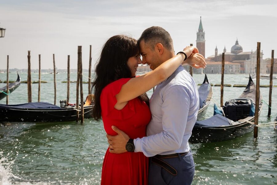 Romantic Photoshoot Experience for Couples in Venice - Why a Venice photoshoot can be worth your time