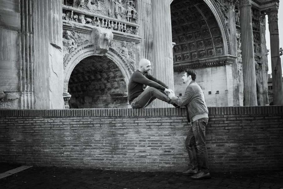 Rome: Couple Photoshoot Experience LGBTQ+ Friendly - What you receive after the shoot