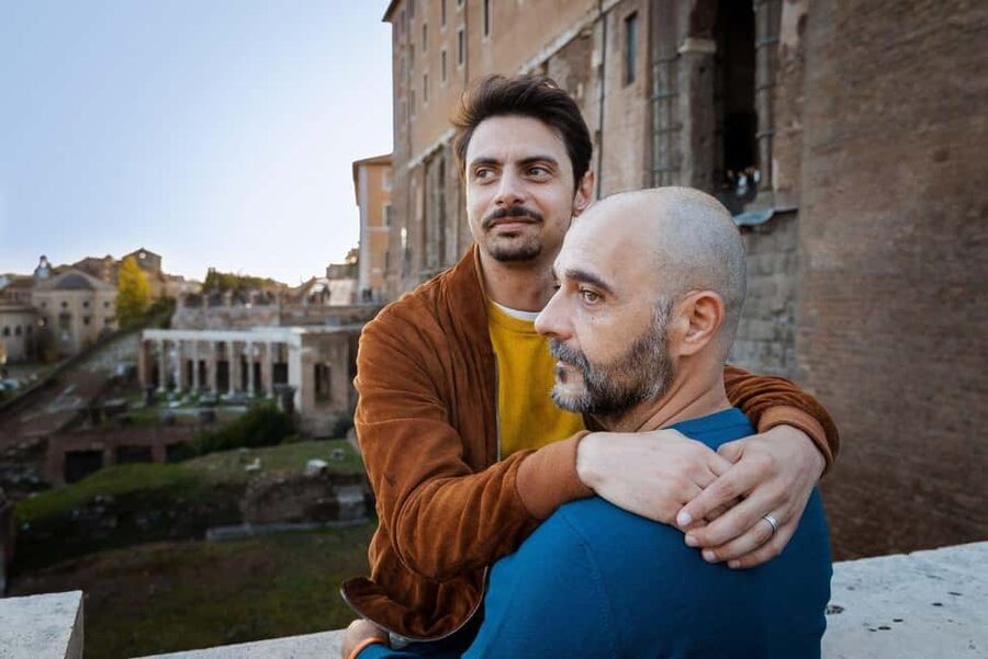 Rome: Couple Photoshoot Experience LGBTQ+ Friendly - Who should book this Rome photoshoot?