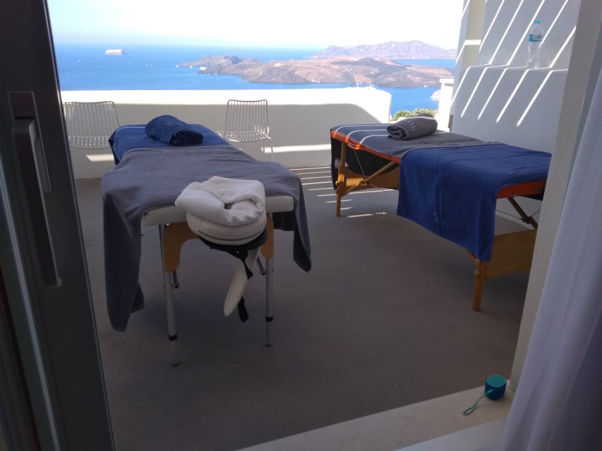Santorini: Mobile Couples Massage at Your Private Villa - A spa appointment without leaving your Santorini villa