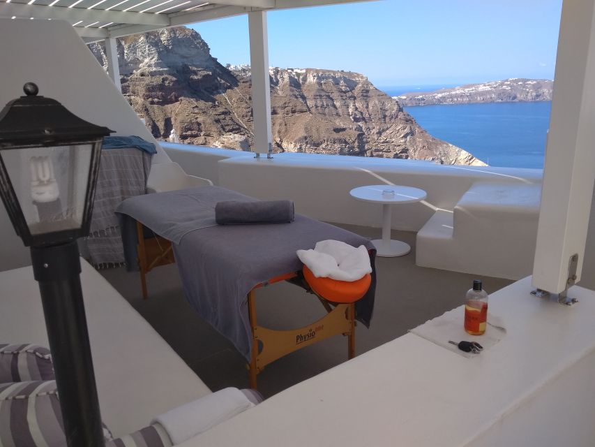 Santorini: Mobile Couples Massage at Your Private Villa - Why the private setting adds value