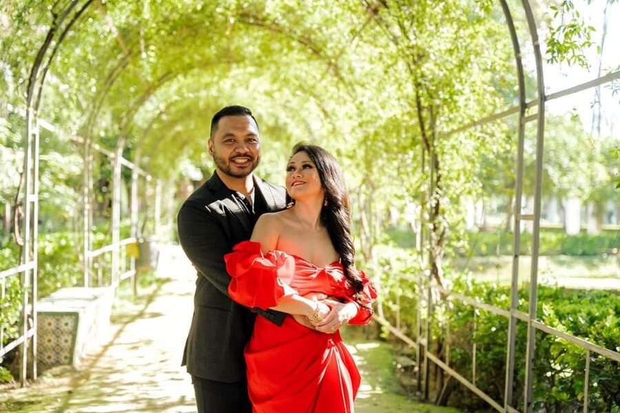 Seville: Romantic photoshoot for Couples - What the photo session includes