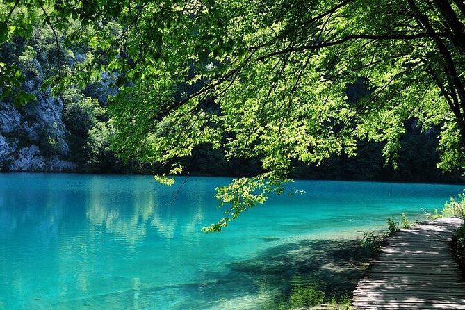 Split to Zagreb or airport Zagreb via Plitvice lakes for singles or couples - What happens at Plitvice Lakes