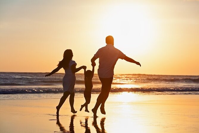 The Big Island Professional Photographer Couples and Families - Why a private Big Island photo session works well