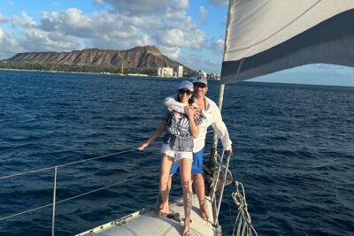 Waikiki private Day Tour and Sunset sail for couples